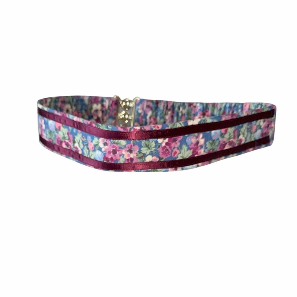 Vintage floral stretch clasp belt cottagecore 80s maroon ribbon trim 29 - 34 in - Picture 1 of 4